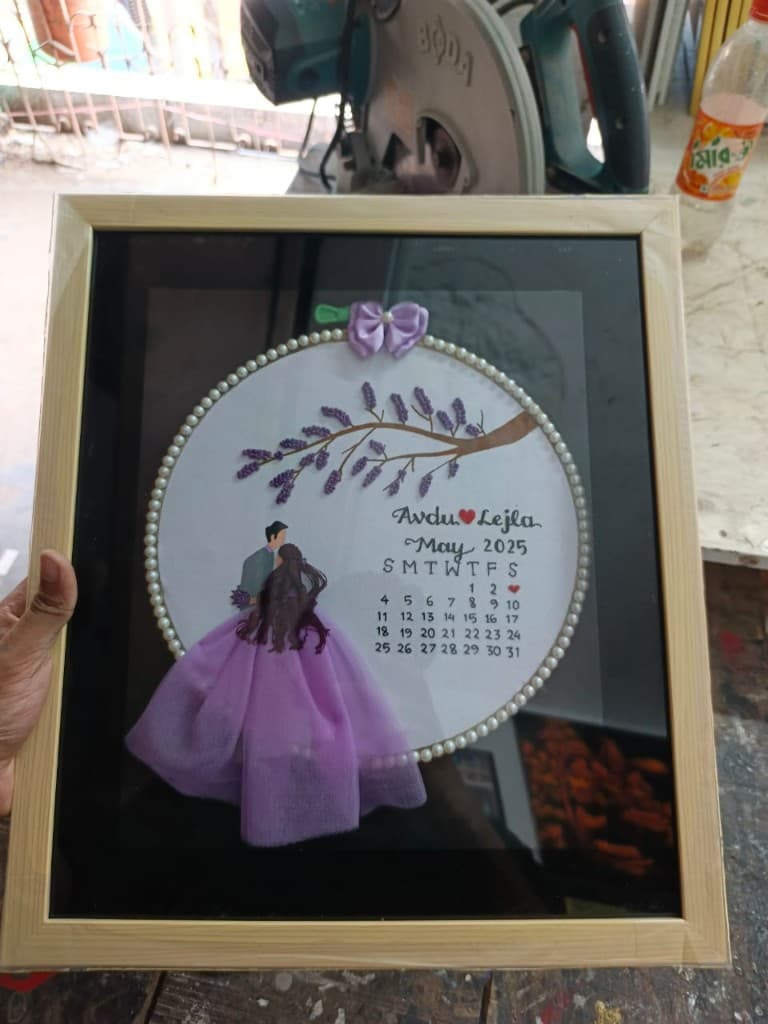 Personalized couple calendar frame